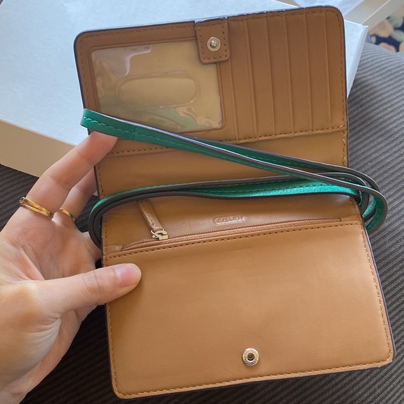 Coach Colorblock Dylan Crossbody bag - Picture 5 of 13